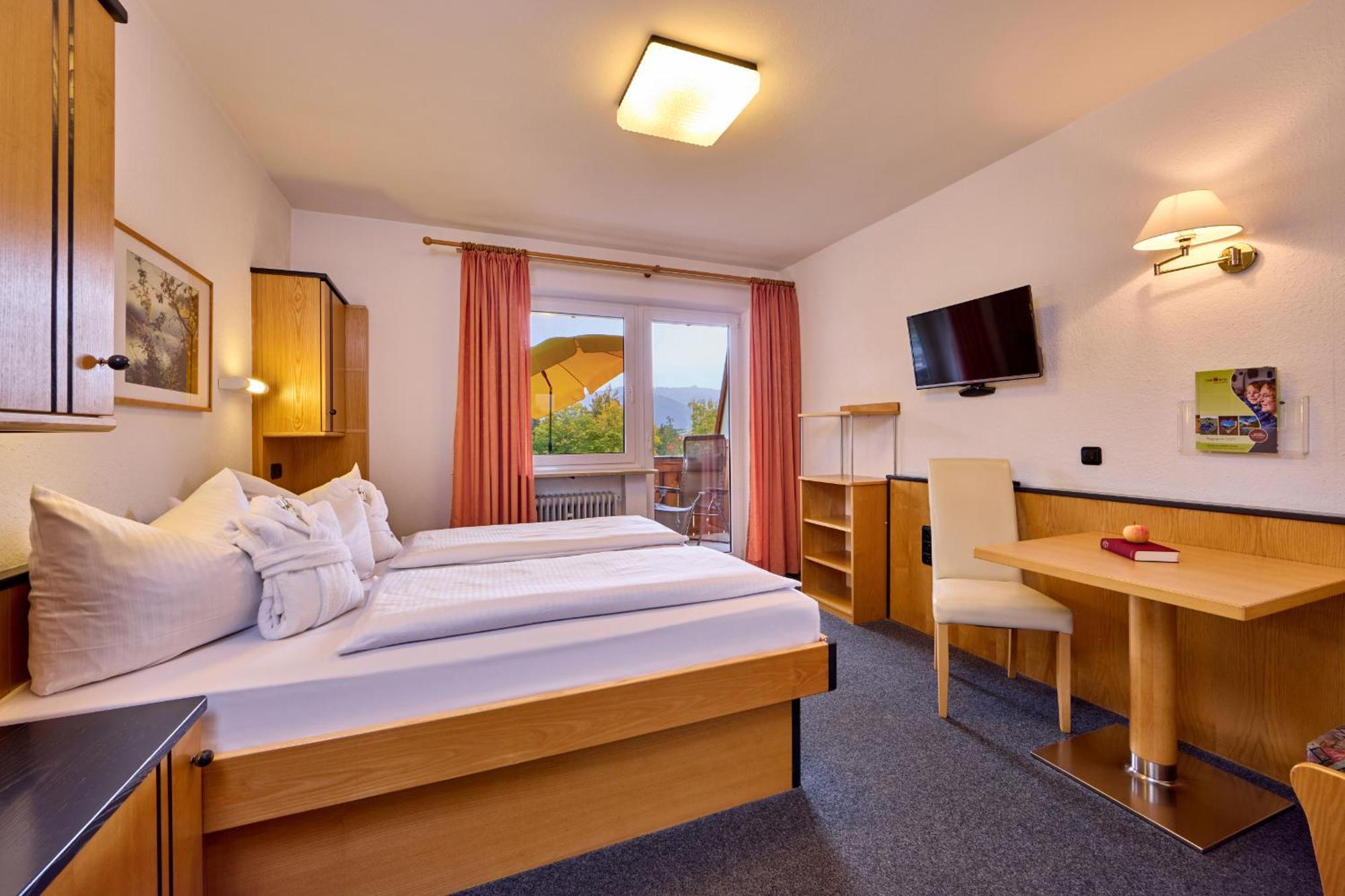 Aura-Hotel Saulgrub Zimmer foto